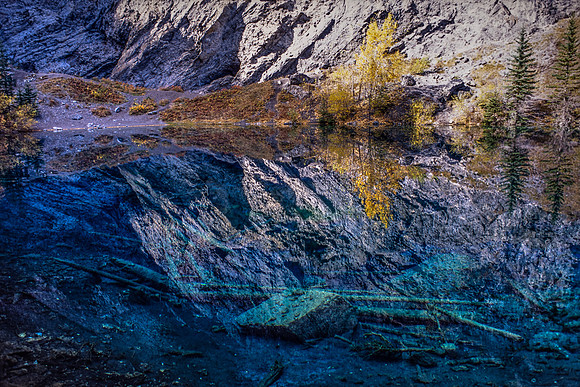 Refrection_Grassi Lakes_Canmore 2